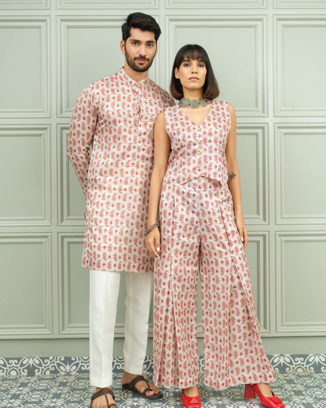 Kacchi Keri & Kesar Kiss - Couple Coordination